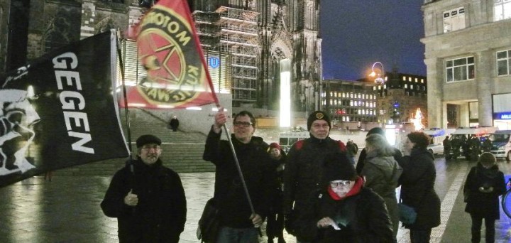 Wampen wieder bei der Anti-Kögida-Demo